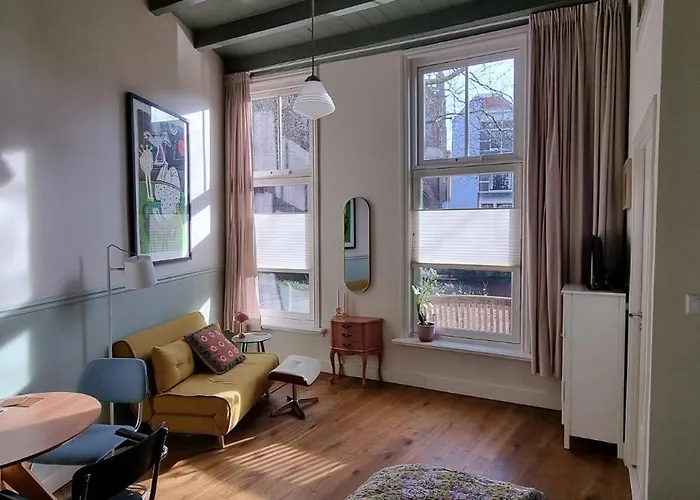 Logies Reederij De Ijsel Pensión 3*